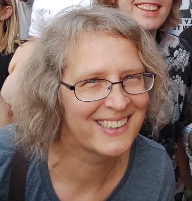 Beate Nicol Happy Face